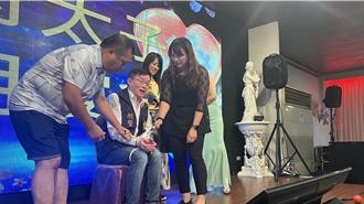 「魔術師警官」重出江湖 魔術變出反詐新招