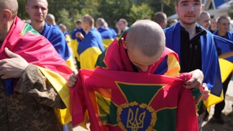 俄烏戰俘互換  庫斯克抓捕的「儲備」換回馬利波英雄 