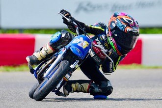 TSR全國機車錦標賽》賽季封關戰 7歲天才選手差一點全勝制霸