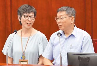 名嘴爆柯美蘭不滿蔡壁如內幕！柯媽早就大炸鍋