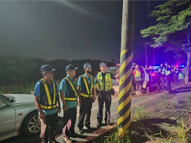 警方近来在辖内易遭窃地点，设置巡逻箱及结合民力，守护农民财产。（读者提供／张毓翎台南传真）