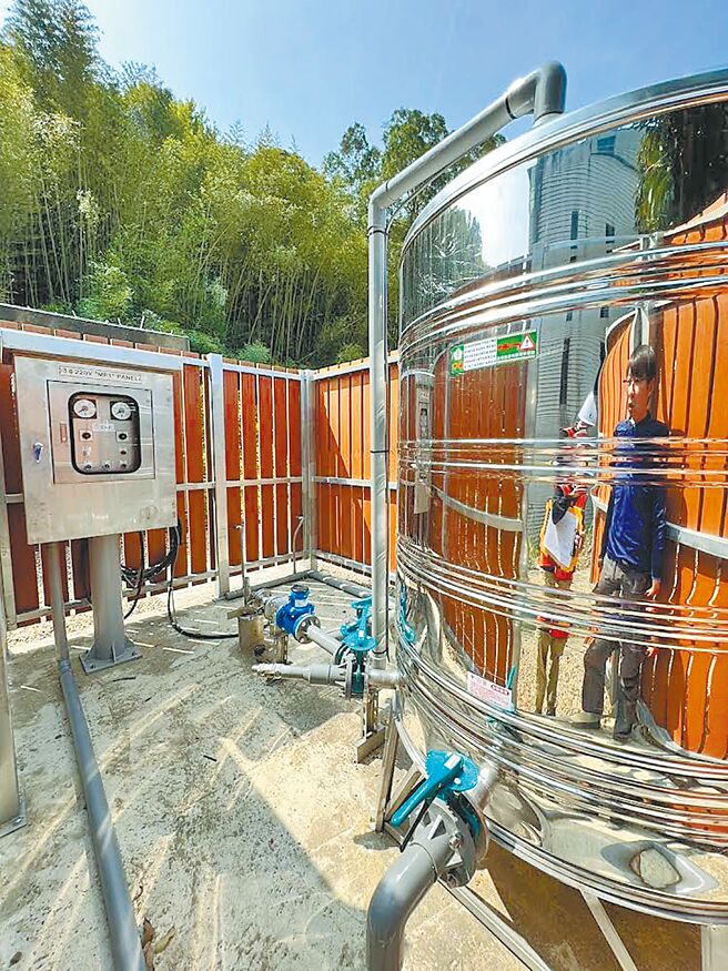 凱米颱風過後導致復興區溪水混濁，桃園市水務局隨即啟用溪口備援水井支援簡易自來水系統，讓復興居民不用擔心無水可用。（桃園市水務局提供／姜霏桃園傳真）