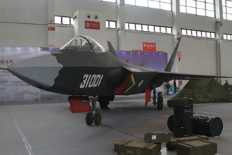 殲10C FC31戰機都行 20架F35買不到手 美主要軍援國轉向陸