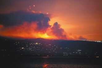 以色列先發制人 真主黨回敬火箭雨