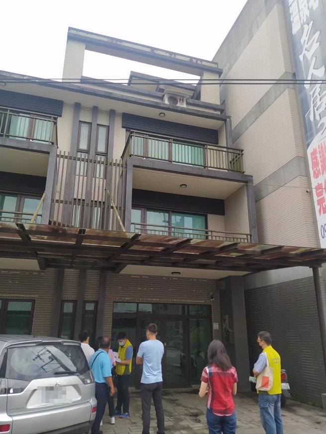 宜蘭分署今（26日）首次法拍屋帶看，參加民眾覺得很特別，大幅提升購買意願。（行政執行署宜蘭分署提供／吳佩蓉宜蘭傳真）