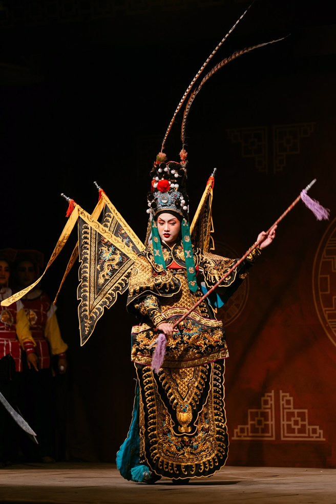 Freen在片中的二战时空，摇身一变成为戏曲演员。(照片/采昌国际多媒体提供)