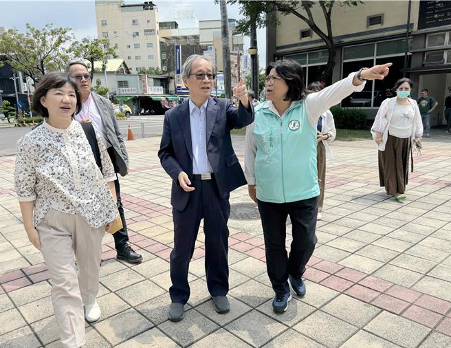 嘉义市文化创意产业园区努力转型，今（26日）文化部长李远与嘉义市立委王美惠到文创园区访视。（王美惠服务处提供／吕妍庭嘉义传真）