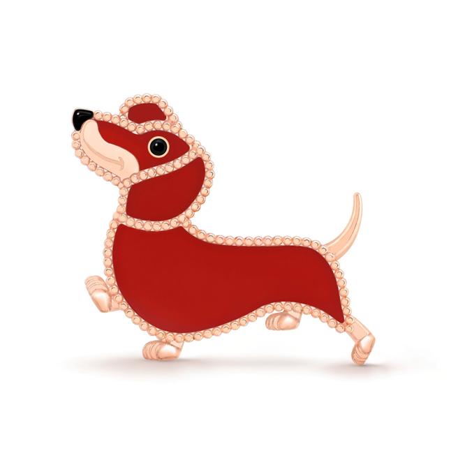 梵克雅宝Lucky Animals系列小狗胸针，约24万5000元。（Van Cleef & Arpels提供）