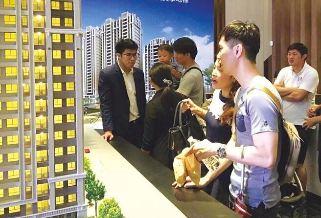 建商相准资金行情，9笔总销百亿大案尽出，推升928与双十檔期。图／本报资料照片