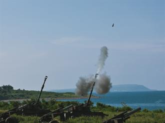 【第4作戰區重砲射擊】首件高射界射擊  模擬城鎮戰