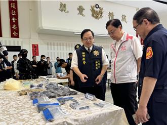 狐獴臭到狂躁動！毒蟲買農地挖地下室製毒   抄出300公斤原料及成品    