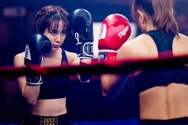 温貞菱、丁寧為演出《倒數回擊》接受1個多月的拳擊訓練。（圖／七十六号原子提供）