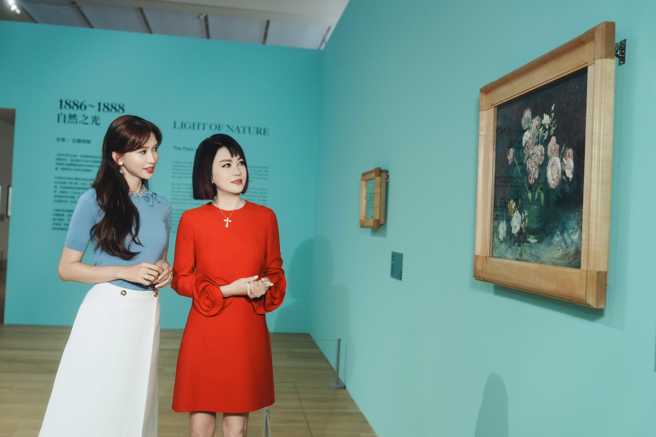 对艺术与慈善抱持极大热忱的志玲姊姊与富邦美术馆馆长翁美慧有深厚的情谊，特别为特展录制了语音导览，秉持着关心台湾儿童美学教育的共同理念在特展中付诸努力。(照片/富邦美术馆、联合数位文创提供)