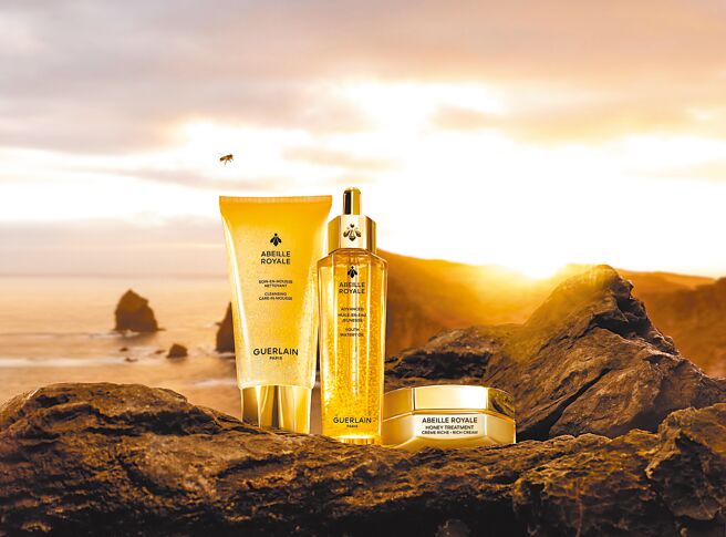 娇兰此次推出的全新升级皇家蜂王乳系列产品。（娇兰提供）