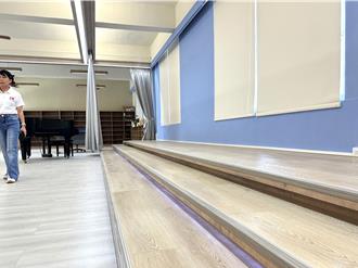 老舊音樂教室大變身 台東豐榮國小學生喜迎開學新禮物