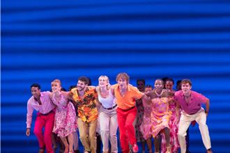 《妈妈咪呀！》暌违6年来台连唱7场！名曲连发嗨翻全场