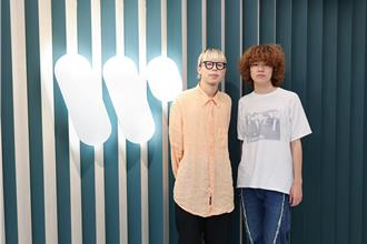 日本鮮肉樂團Iuv來台拍MV！只來2人笑喊「經費不足」