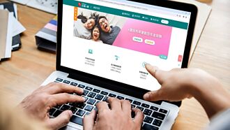 台壽多元產學合作，業師授課培育專才 前進校園 打造金融保險實戰課