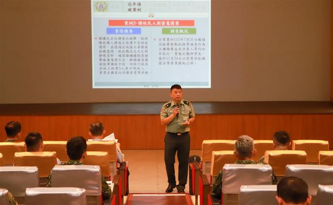 國防部軍紀督察處處長吳少將，強調「軍紀安全」為國軍遂行各項任務之首要條件。
（第2聯隊提供）
