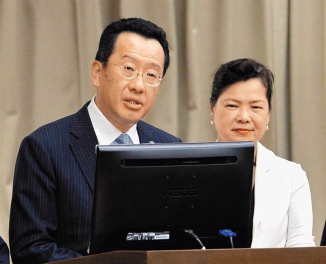 國防部長顧立雄和妻子前經濟部長王美花。（圖／本報資料照）