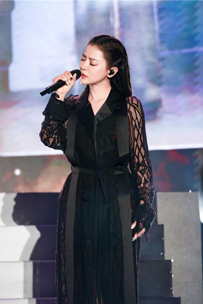 丁噹带来多首歌曲让歌迷听得如痴如醉。（相信音乐提供）