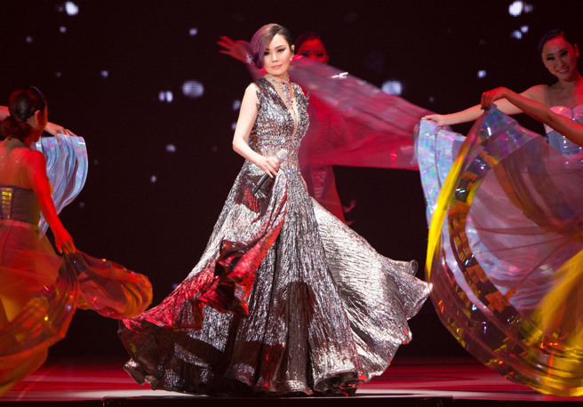 台語天后江蕙（二姐）決定重拾麥克風，寬宏藝術發表聲明，江蕙會用歌聲帶給大家最溫暖的幸福和力量。（圖/本報資料照）


