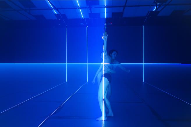 C-LAB台湾声响实验室及陈乂工作室联合制作的《演算法和谐》将赴德国威玛艺术节演出。（台湾当代文化实验场提供／李怡芸台北传真）