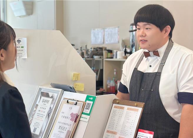 小胖推出新歌〈還是會想念〉。(諾拉說音樂製作有限公司提供)