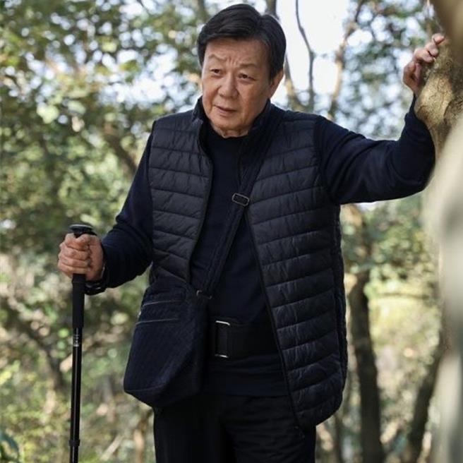 寇世勳飾演曹汶龍醫師。（大愛提供）