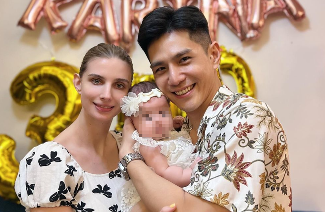 佳娜带爱女出门急需换尿布，大讚住台湾很幸运。（图／IG@_tatiana_lin）