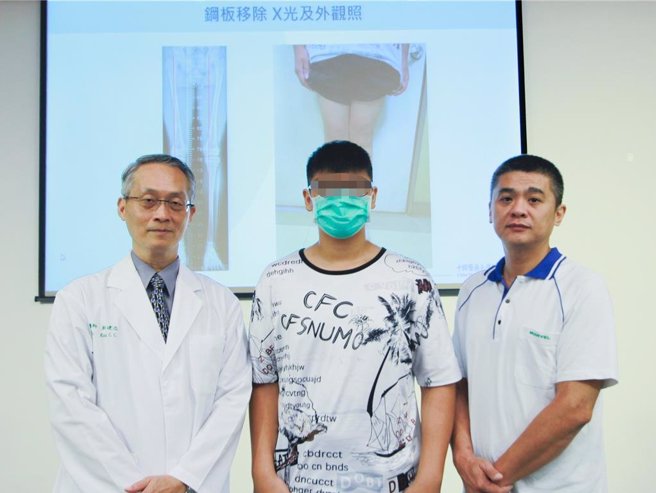 中醫大附醫院小兒骨科醫師郭建忠指出，若在發育過程中，由於膝蓋生長板的內外側異常增生速度導致X型腿或O型腿，建議家長應高度重視，立即陪同孩子前往專業的小兒骨科醫師進行詳細的追蹤檢查。(中醫大附醫提供／馮惠宜台中傳真)