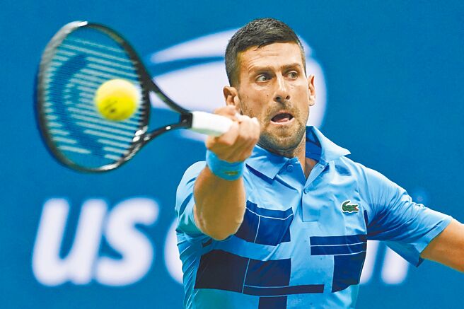 巴黎奥运男单金牌得主乔柯维奇在美网开出红盘。（美联社）