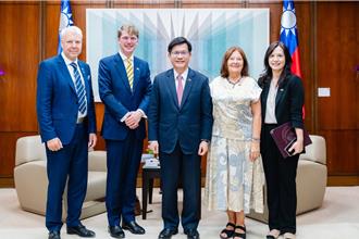 林佳龍接見台瑞典議會協會訪團 感謝總理堅定挺台立場