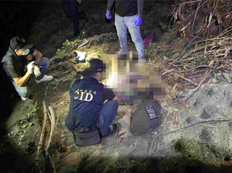 婦人離奇陳屍農地「下半身赤裸」！內褲遭棄置一旁