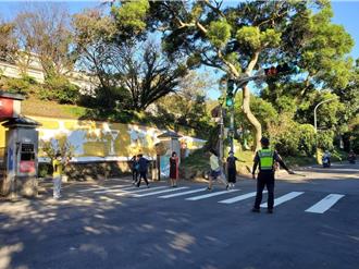 北市中小學明開學 交通大隊派員疏導車流、取締違停