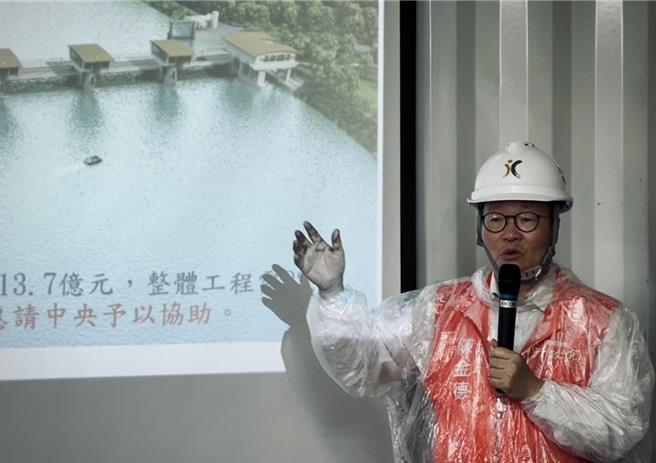 宜兰县溪州抽水站及大闸门改善经费12.7亿，行政院政务委员兼工程会主委陈金德裁示中央全额负担。（工程会提供）