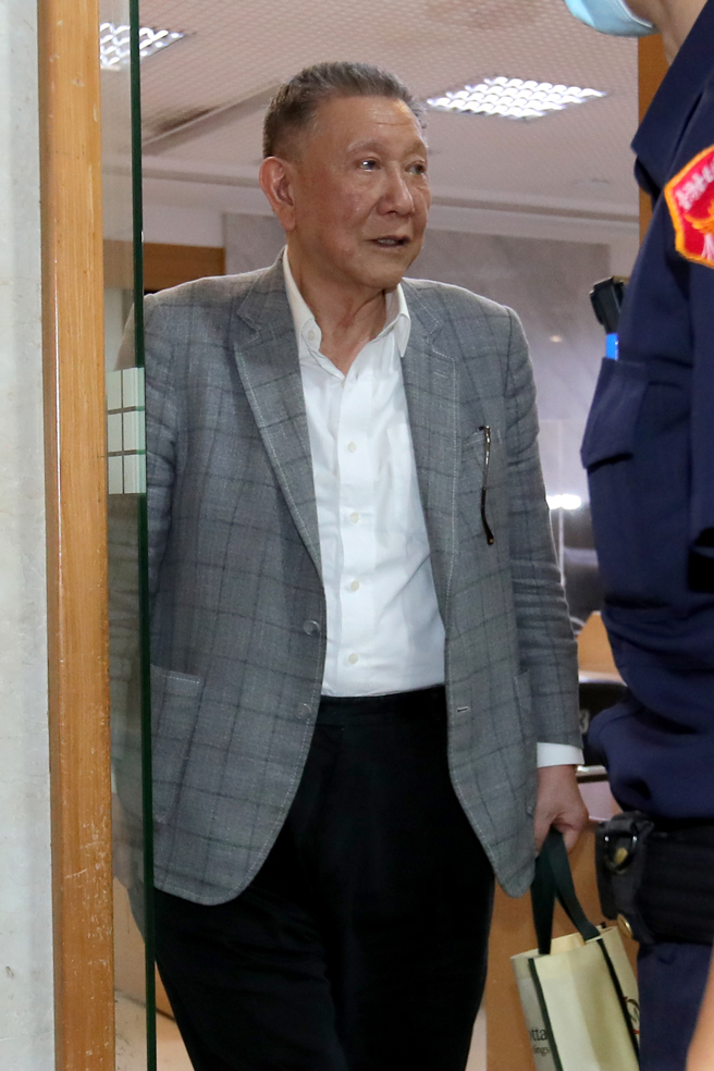 检廉侦办京华城容积率弊案，威京集团主席沈庆京29日遭检方声押。（黄世麒摄）