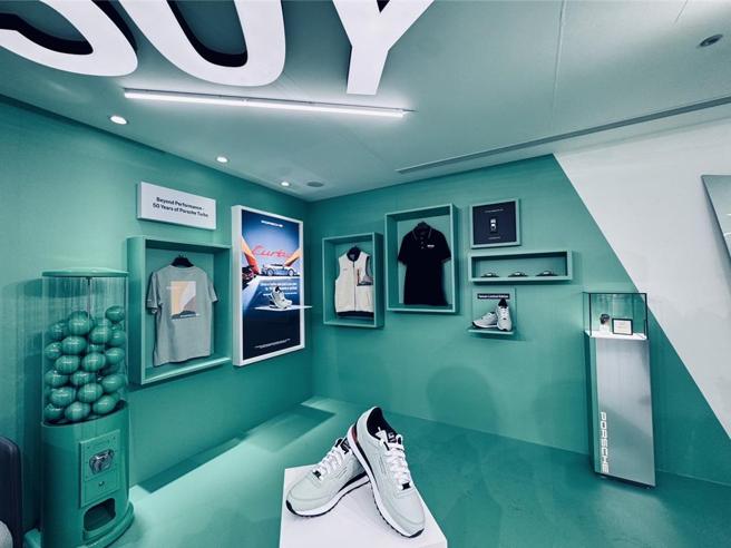 慶祝Turbo 50周年，台灣保時捷推出專屬限量商品。圖／陳慜蔚