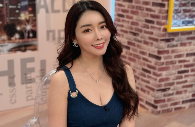 成语荞抱怨，旅游订房平台推皮球，让她气到疯掉。（图／IG＠imjennycheng）