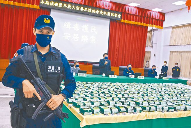 以吳姓男子為首的海上運毒走私集團，於2021年走私K他命來台，結果遇到海巡派船臨檢，成員將毒品丟海，後續於屏東滿州鄉鹿寮溪海邊尋獲。高雄高分院28日宣判，涉案10人遭判3年6月至10年不等。可上訴。（本報資料照片）