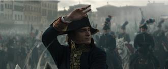 《拿破崙導演版》上線！釋出長達48分鐘未曝光畫面
