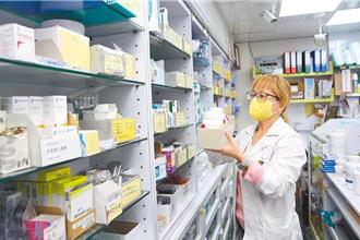 為調劑費互槓！藥師喊上街 基層醫也不排除示威