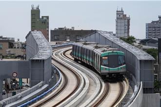 高雄捷運岡山車站試營運結束　9／1開始正式收費
