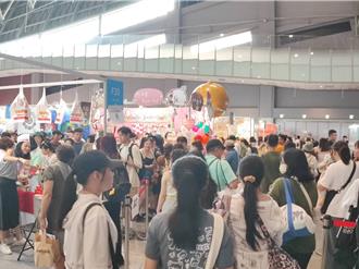 文博會台南展場3天湧4.5萬人次 遊客擠爆會場嘆「荷包失血」