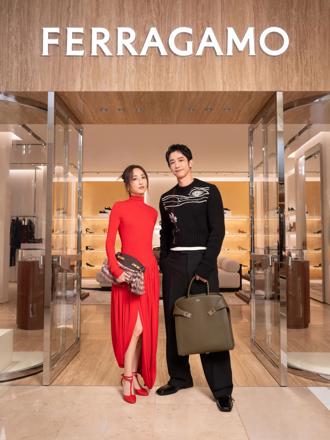 坤达不要看！ 柯佳嬿邀刘以豪穿裙 讚刘穿什么顏色都亮眼