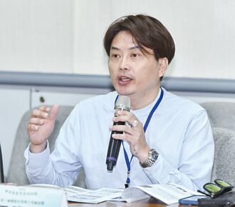 王大夫一條根總座王建順、營運長王凌卿 產品認證確保買賣權益