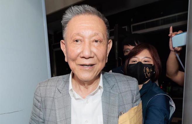 威京集團主席沈慶京因涉嫌京華城案行賄，30日凌晨遭北院裁定羈押禁見、可抗告。（郭吉銓攝）