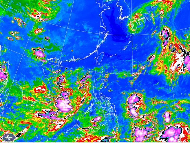 气象专家表示，菲律宾东方海面的热带云簇有机会发展为颱风，可能通过台湾附近，不排除侵袭台湾。（中央气象署提供）
