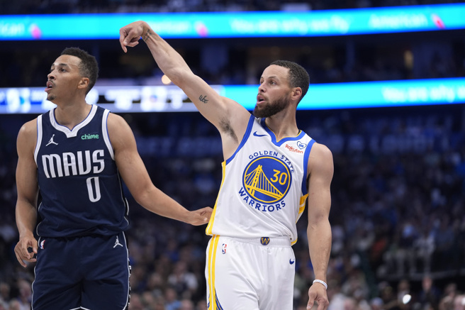 柯瑞与勇士签下延长合约，一年薪资收入将突破6千万美元。（图／美联社）