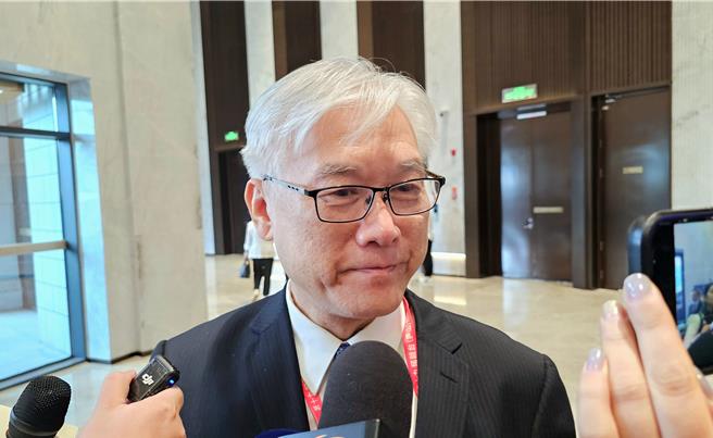 陆委会29日发布新闻稿称国民党副主席夏立言对九二共识等发言罔顾事实、窜改歷史。夏立言30日回应反击，「可能是反过来的」。（吴泓勋摄）